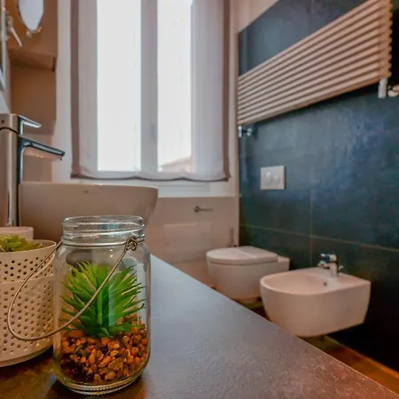 Attico Di Via D'azeglio B&B
