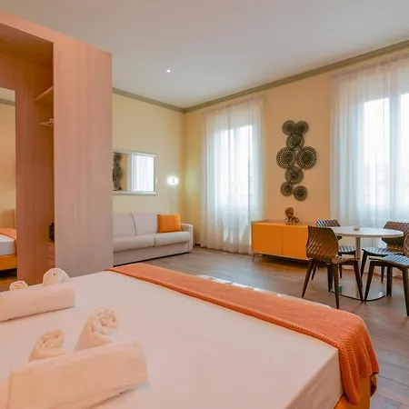 Attico Di Via D'azeglio B&B 볼로냐